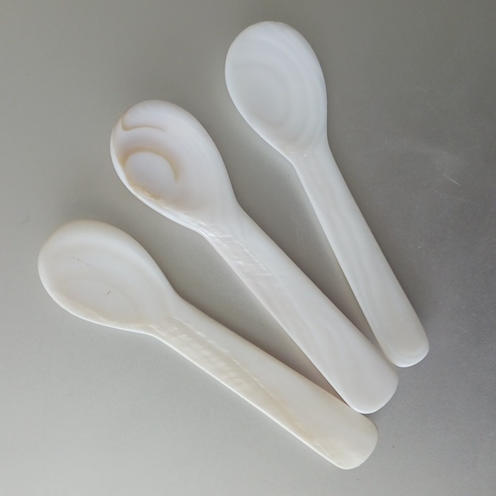 Set of Three White Shell Genuine Mother Of Pearl Caviar Spoons
